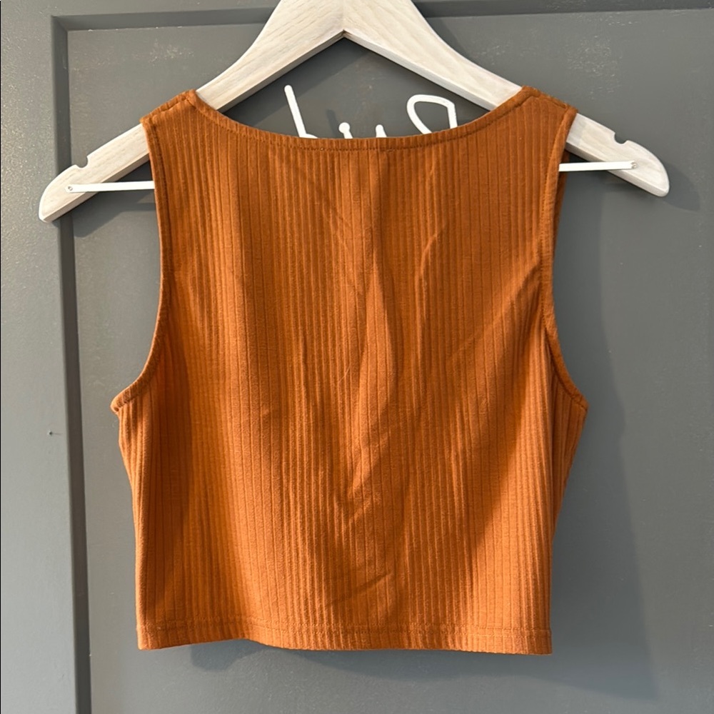 Rust Twist-Front Crop Top - Picture 3 of 3